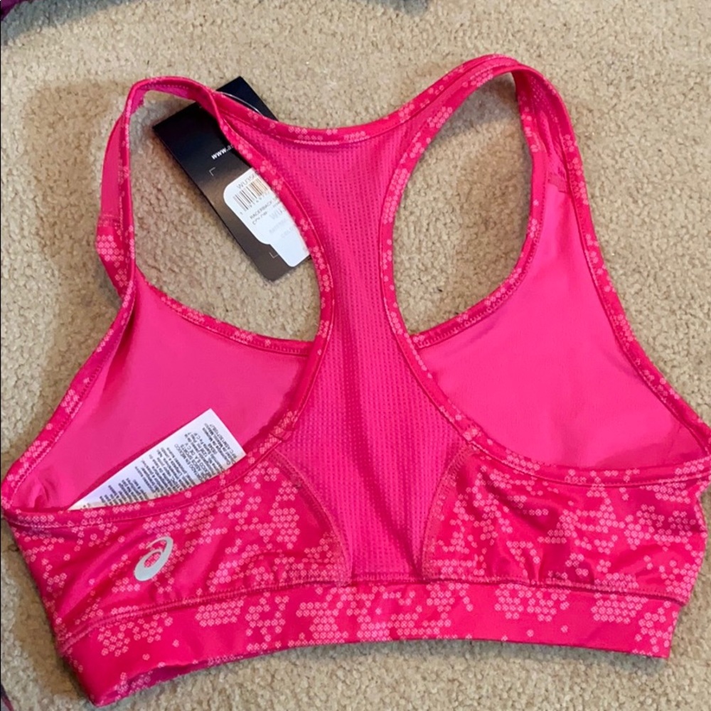 Sports bras - Picture 3 of 5